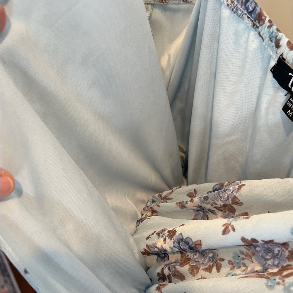 Trixxi Floral Print Romper in Soft Blue and Brown M - Picture 3 of 7